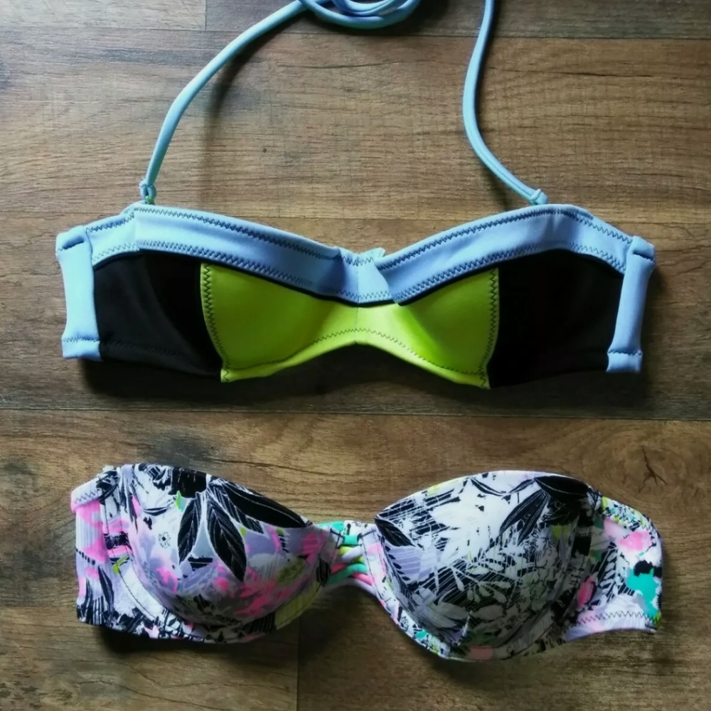 Victoria's Secret Bikini Top Womens Size: 32A